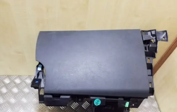 Peugeot 508 Glove box set 9686447577