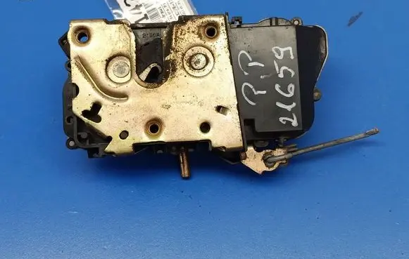 Citroen Xsara Picasso Front door lock