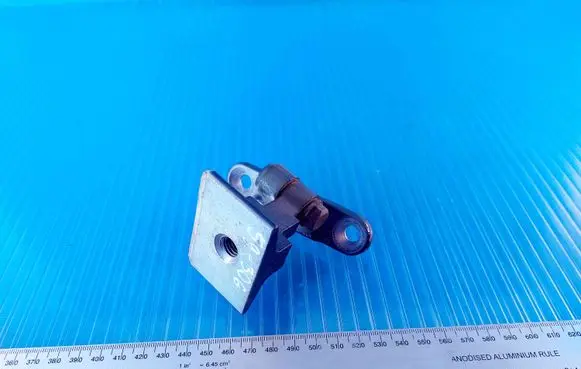 BMW 5 F10 F11 Front door upper hinge 7185617