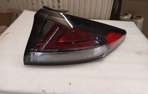 Hyundai Ioniq Rear/tail lights 92402G2200 1923267 210108