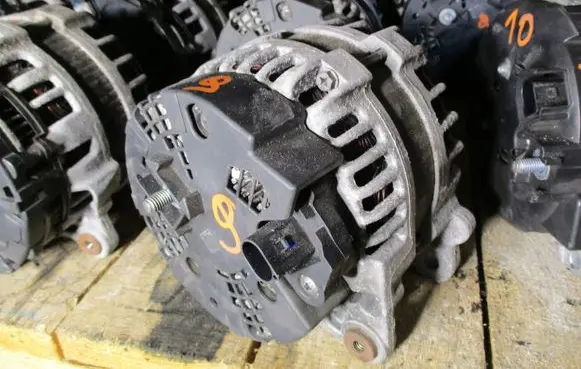 Audi A5 Sportback 8TA Generator/alternator 03L903017E