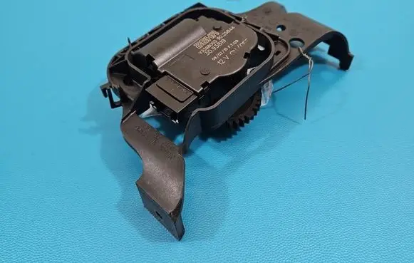 Skoda Fabia Mk3 (NJ) A/C air flow flap actuator/motor 6Q1819379C IMPRK1531912