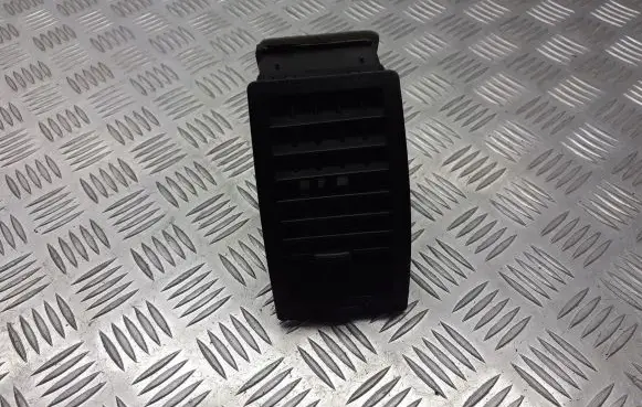 Volkswagen Polo IV 9N3 Dashboard side air vent grill/cover trim 6Q0819704