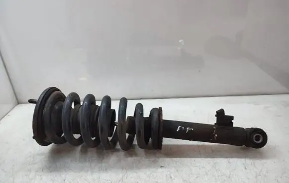 Mitsubishi L200 Front shock absorber with coil spring
