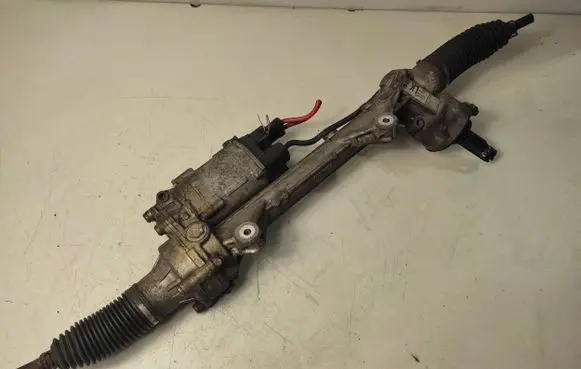 BMW 1 F20 F21 Steering rack 687465801 7828974384 01035853