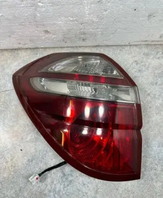 Subaru Outback Rear/tail lights 22020952