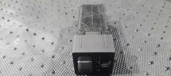 Saab 9000 CS Seat heating switch 9518820