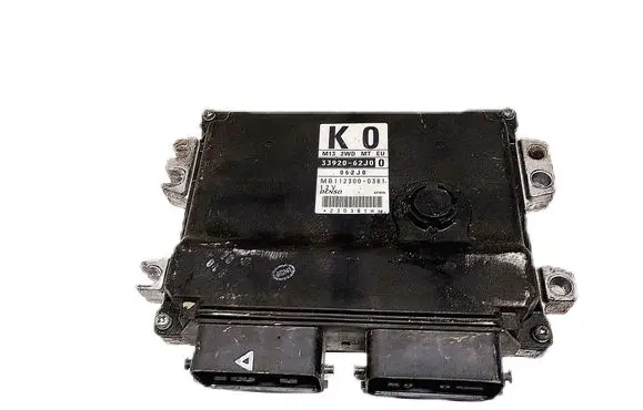 Suzuki Swift I Engine control unit/module ECU 33920-62J0