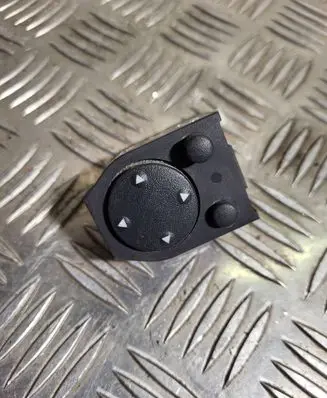 Audi A6 S6 C4 4A Wing mirror switch 4A0959565 03838701 038387