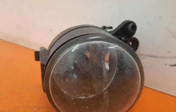 Volkswagen Golf V Front fog light 27127400