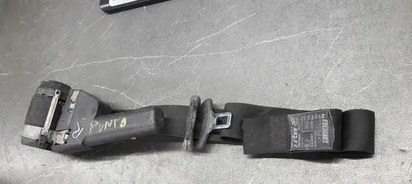 Fiat Punto (199) Front seatbelt