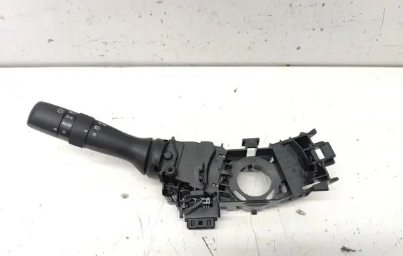 Subaru Outback (BT) Indicator stalk 17F456 17F066