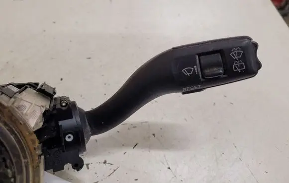 Audi A4 S4 B7 8E 8H Wiper turn signal indicator stalk/switch 8E0953549Q 4E0953521 4E0953503C