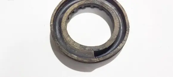 Volvo V50 Front coil spring rubber mount 3m515599bc 3m51-5599-bc