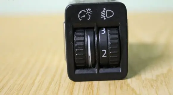 Volkswagen PASSAT B6 Headlight level height control switch 3C0927225C