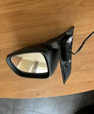 Fiat Sedici Front door electric wing mirror