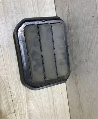 Ford Fiesta Quarter panel pressure vent H1BBA280B62