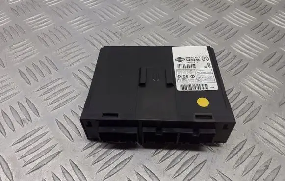 Nissan Primera Voice control module 28550