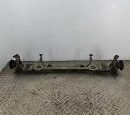 Renault Master III Rear axle beam 555110270R