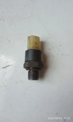 Opel Movano A Oil pressure sensor 