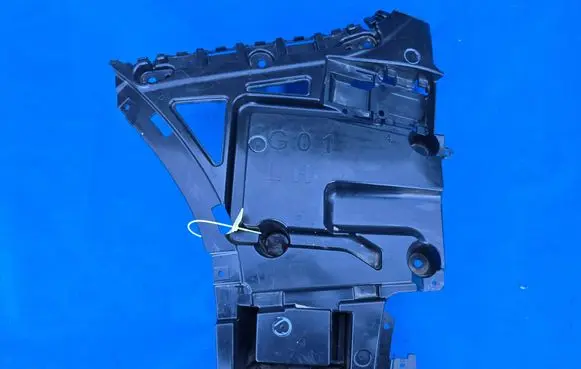 BMW X3M F97 Bumper support mounting bracket corner 7400667