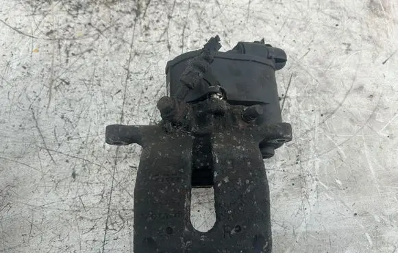 Volvo S60 Rear brake caliper 32332594F
