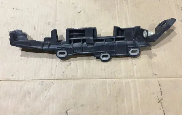 BMW 5 G30 G31 Other engine bay part 9334788