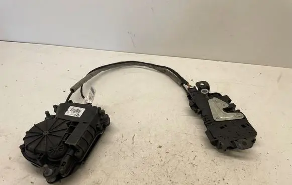 BMW 7 G11 G12 Tailgate boot lock/latch motor C36744101 16367210 UA735709707