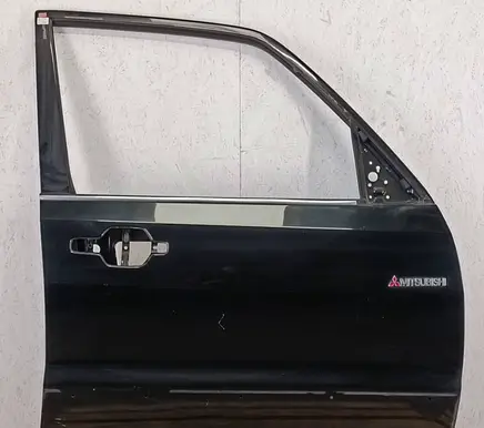 Mitsubishi Pajero Front door