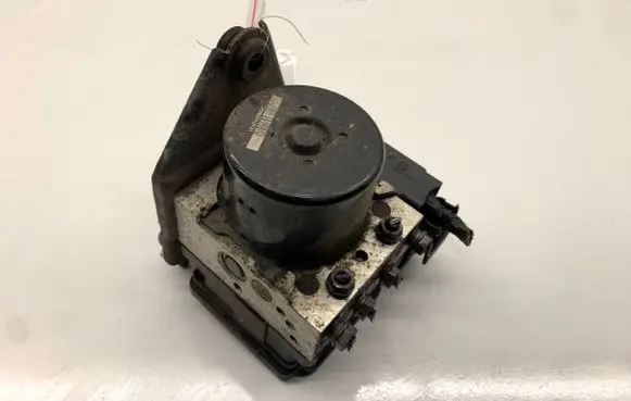 Skoda Octavia Mk2 (1Z) ABS Pump 1K0614517BE