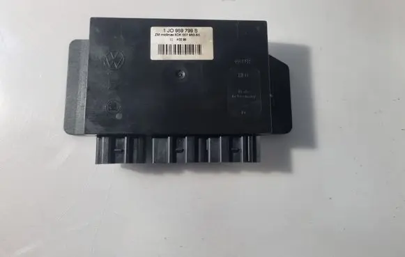 Volkswagen PASSAT B5 Comfort/convenience module 1J0959799S