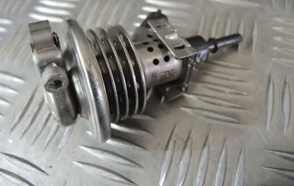 Audi A8 S8 D4 4H AdBlue injector 4H0131113A