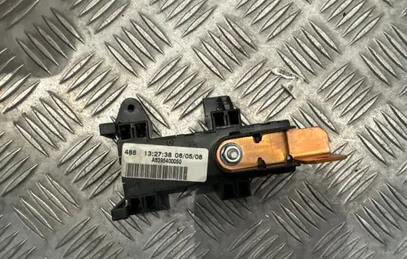 Mercedes-Benz Vito Viano W639 Fuse box set A6395400050