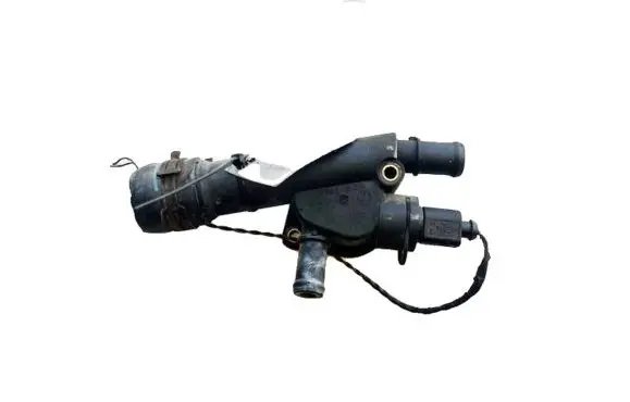 Seat Altea Engine coolant pipe/hose 038121132d