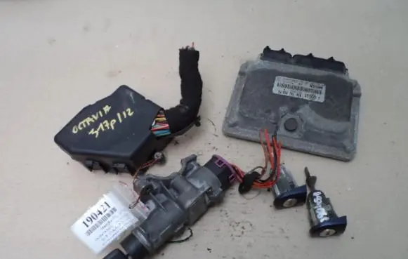 Skoda Octavia Mk1 (1U) Ignition lock