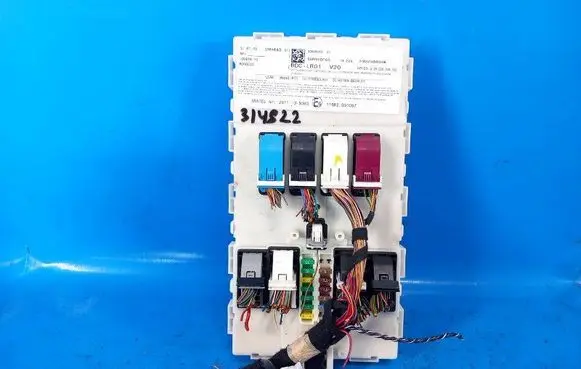 Mini One - Cooper F56 F55 Central body control module 9364643