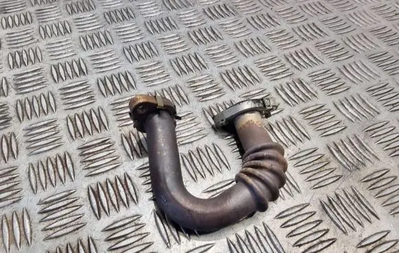 Volkswagen Cross Polo EGR valve line/pipe/hose