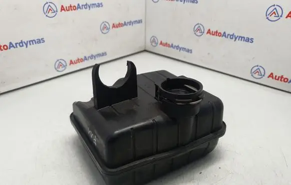 Intake resonator
