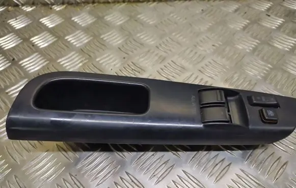 Toyota Corolla E120 E130 Electric window control switch 54355669