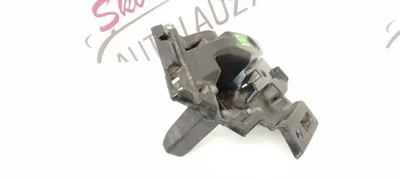 Skoda Kamiq Bumper support mounting bracket corner 658807724 642400100 A1126424001