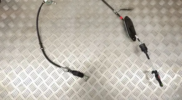 Toyota Yaris XP210 Gear shift cable linkage 33820K0040