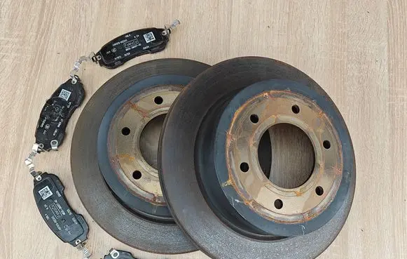 Volkswagen Amarok II Rear brake disc MB3C2A315BA