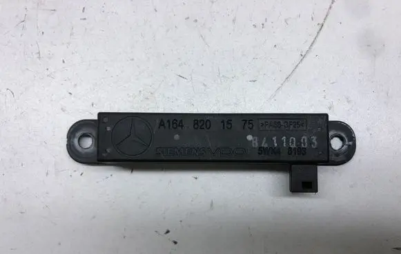 Mercedes-Benz S W221 Keyless system antenna A1648201575