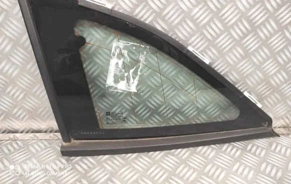 Opel Astra K Front triangle window/glass 