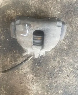 Volvo V70 Front brake caliper