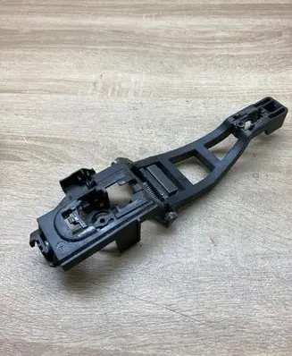 Ford C-MAX I Front door exterior handle/bracket 3M51R224A36AD E521F