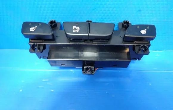 Hyundai ix35 Seat heating switch 93310-2Y800TAN
