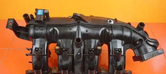 Opel Insignia A Intake manifold 55573170 B14NET
