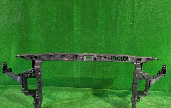Hyundai i30 Radiator support slam panel 64105-G4120