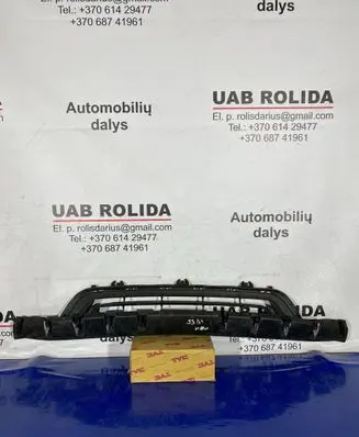 BMW i3 Front bumper lower grill 51117296819 7296819